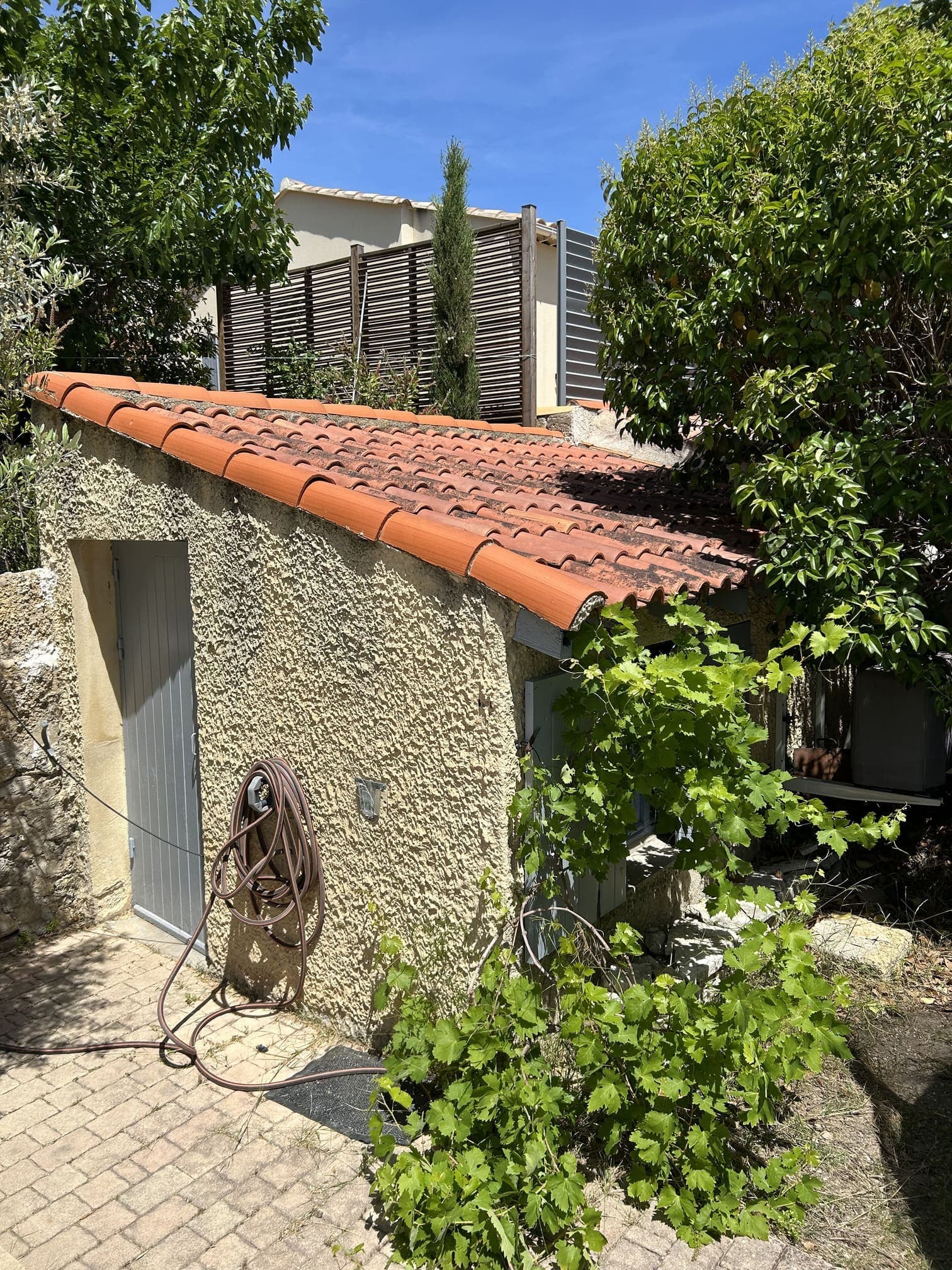 Rénovation de toiture à Lançon-de-Provence avant travaux
