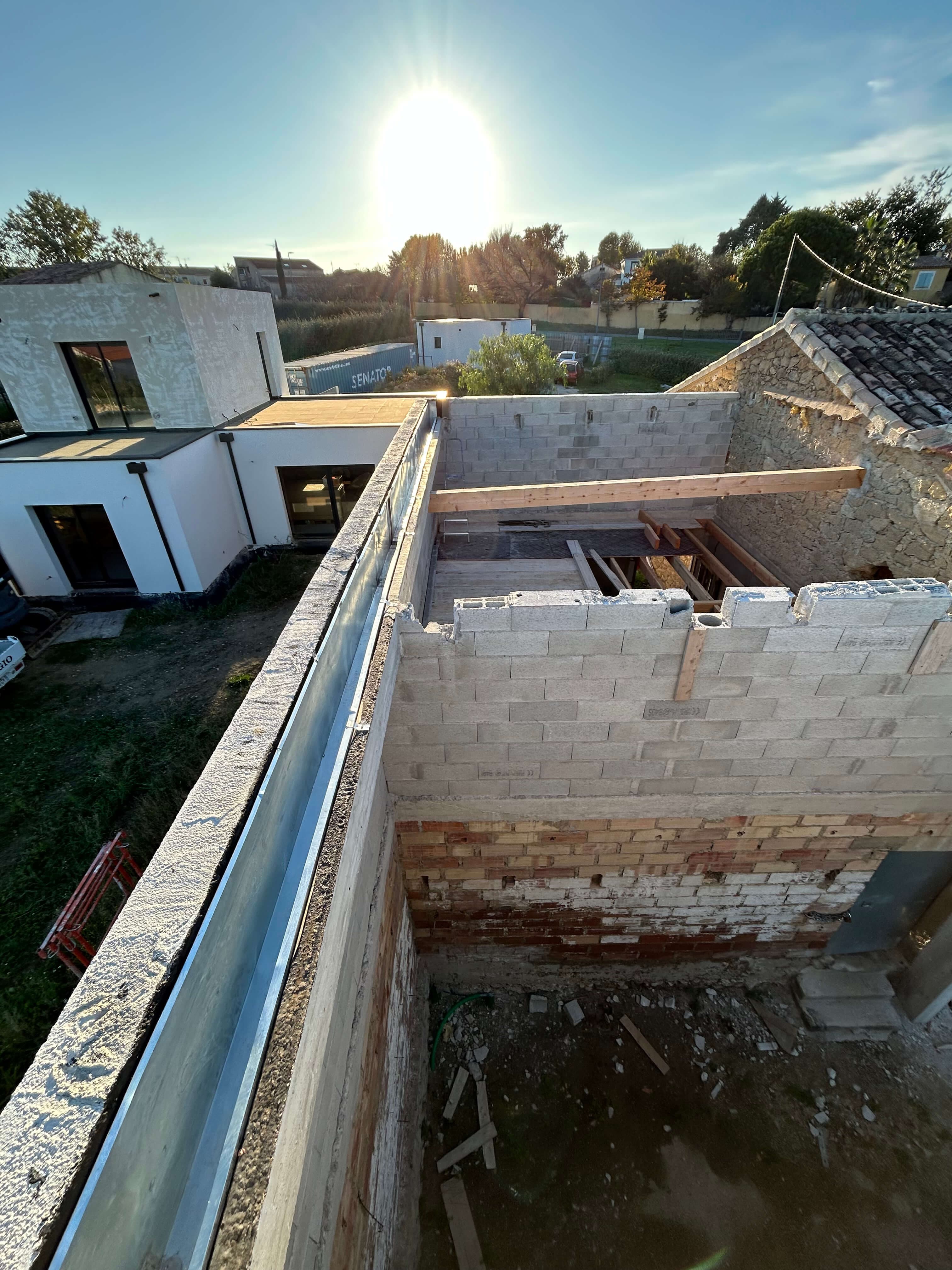 Création d'un chéneau en zinc sur mesure à Istres