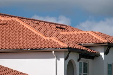 Comment bien entretenir sa toiture à Velaux ?